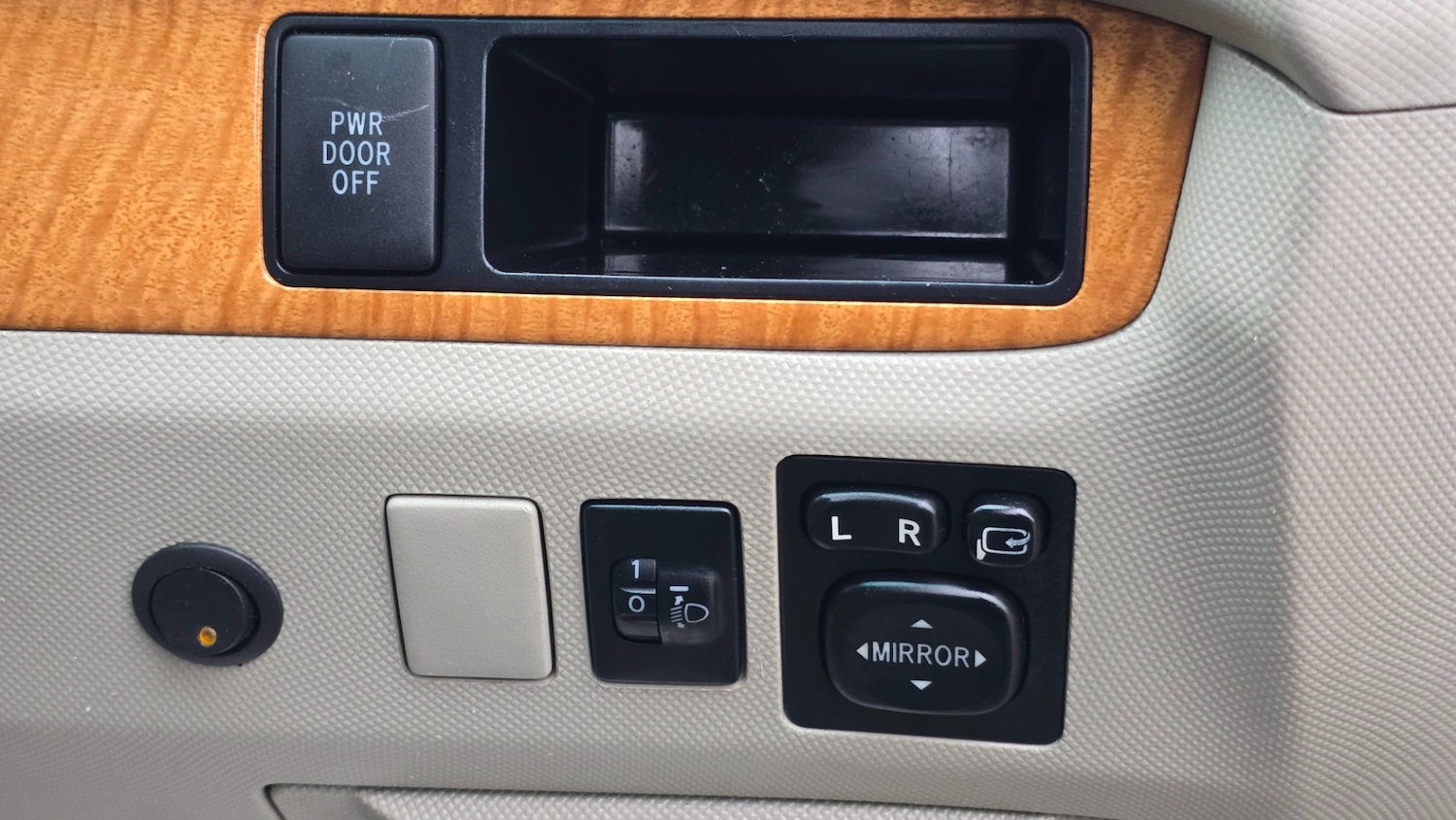 Used Toyota Previa 2022 for sale - 76478120: Photo 13