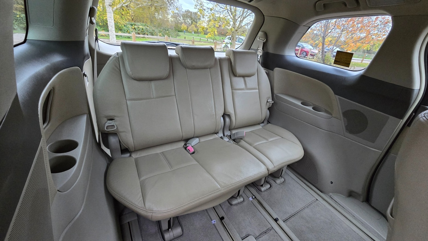 Used Toyota Previa 2022 for sale - 76478120: Photo 24