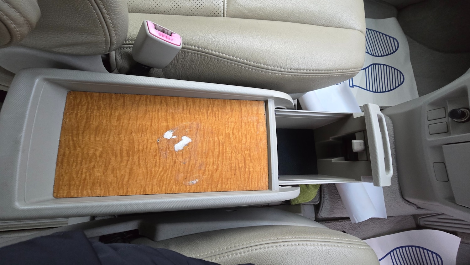 Used Toyota Previa 2022 for sale - 76478120: Photo 28