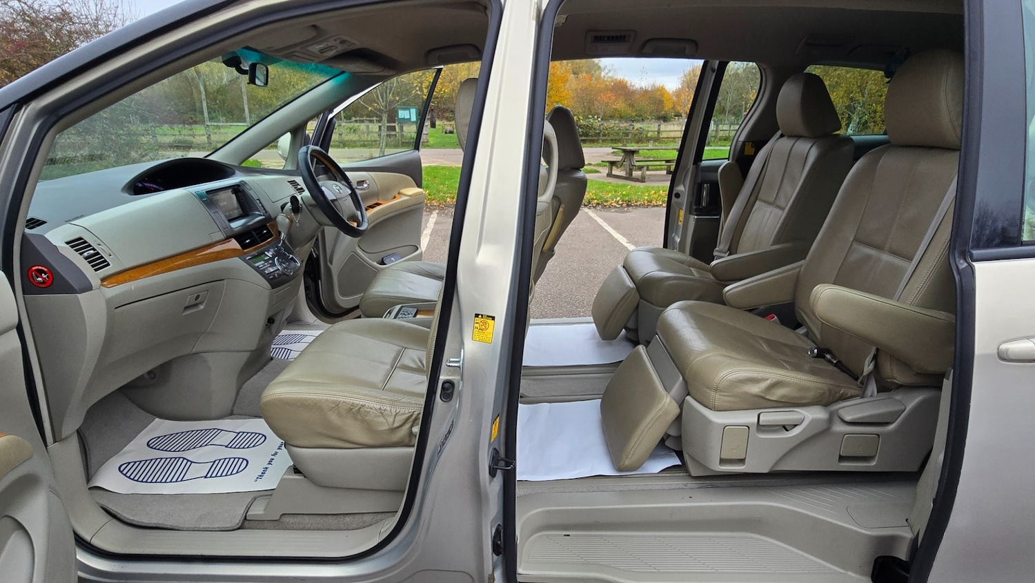 Used Toyota Previa 2022 for sale - 76478120: Photo 8