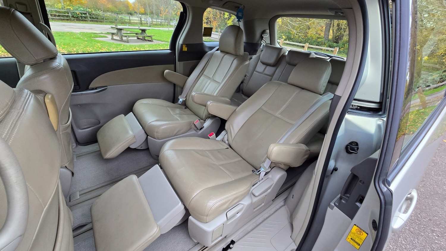 Used Toyota Previa 2022 for sale - 76478120: Photo 9