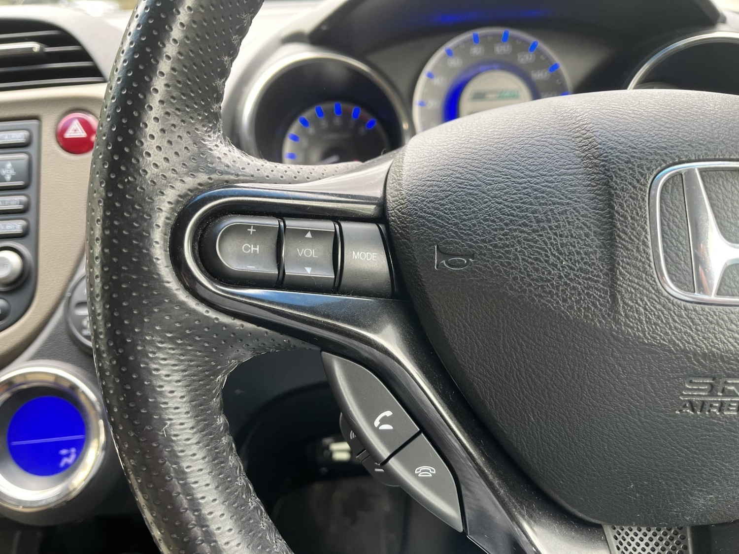 Used Honda Fit 2011 for sale - 76273175: Photo 11