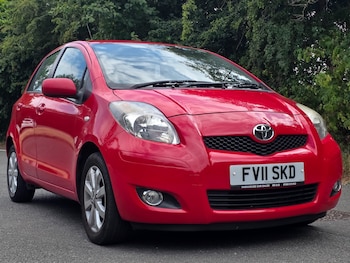 Used Toyota Yaris 2011 for sale - 79253666: Photo