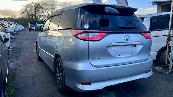 Used Toyota Estima 2024 for sale - 72962773: Photo 4