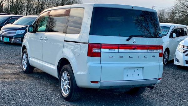 Used Mitsubishi Delica 2011 for sale - 62503544: Photo 12
