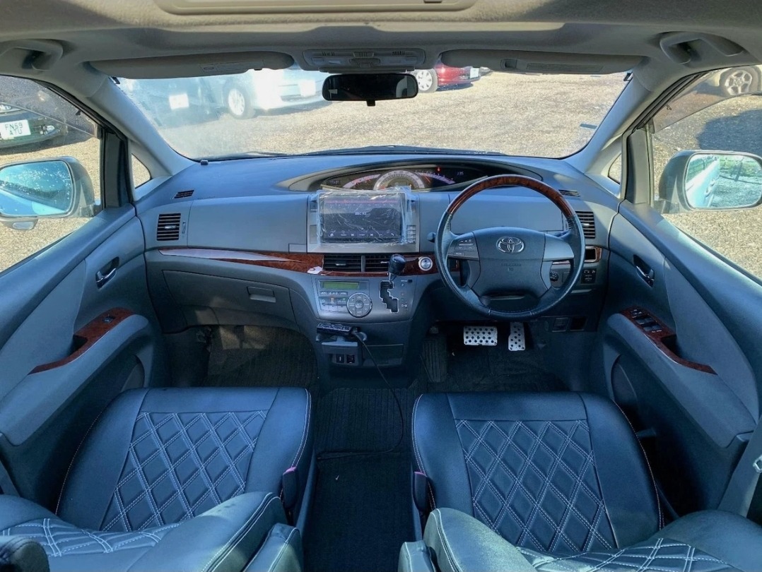 Used Toyota Estima for sale - 76037148: Photo 5