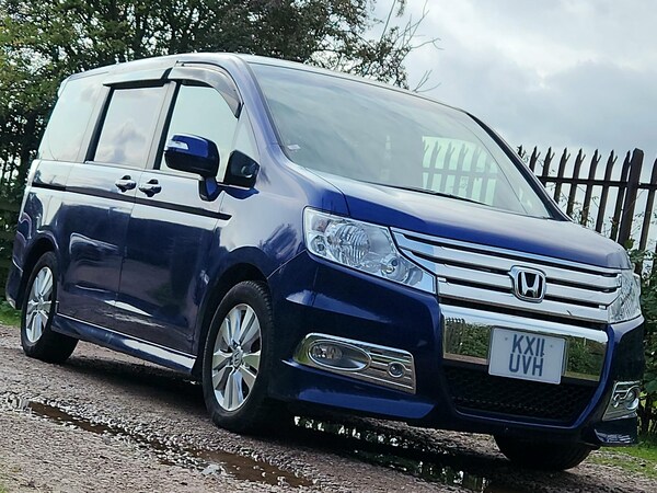 Used Honda Stepwagon 2011 for sale - 68794912: Photo 1
