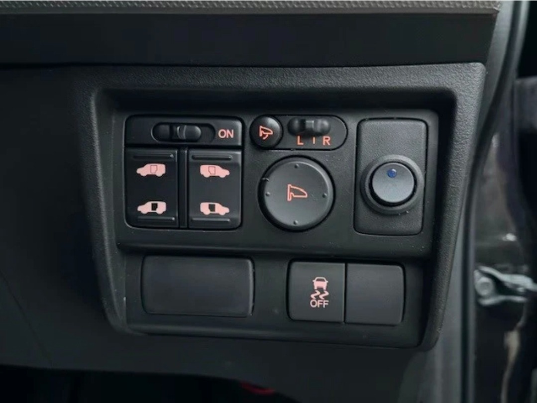 Used Honda Freed for sale - 76588444: Photo 12