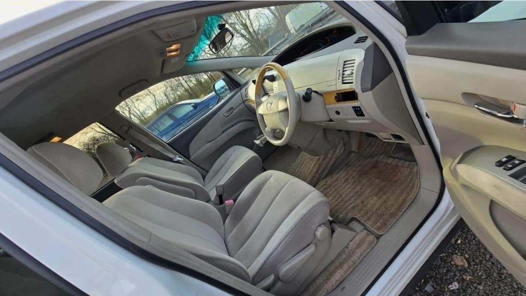 Used Toyota Estima 2019 for sale - 77474986: Photo 12