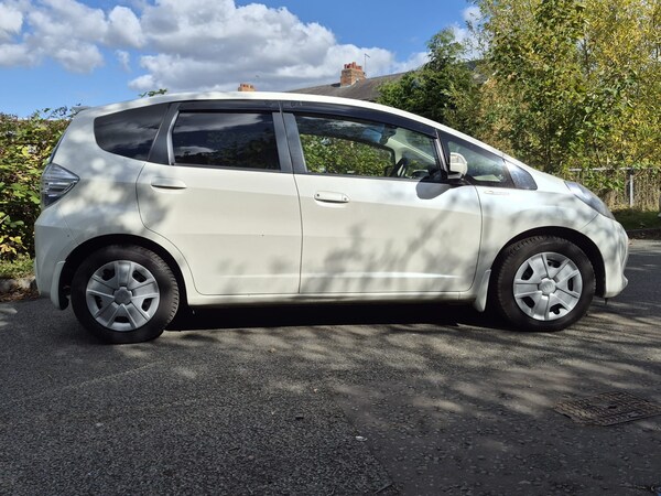 Used Honda Jazz 2012 for sale - 76076593: Photo 2