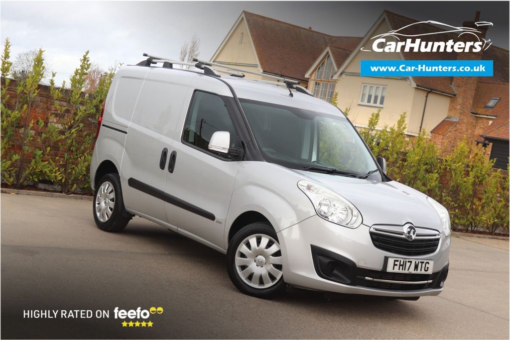 Used Vauxhall Combo 2017 for sale - 76481755: Photo 1