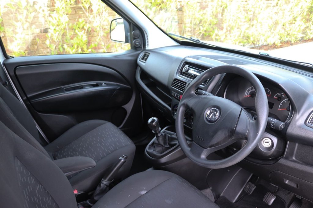 Used Vauxhall Combo 2017 for sale - 76481755: Photo 21