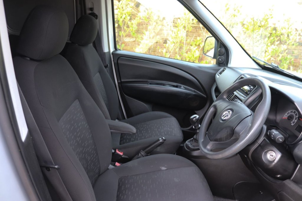 Used Vauxhall Combo 2017 for sale - 76481755: Photo 22