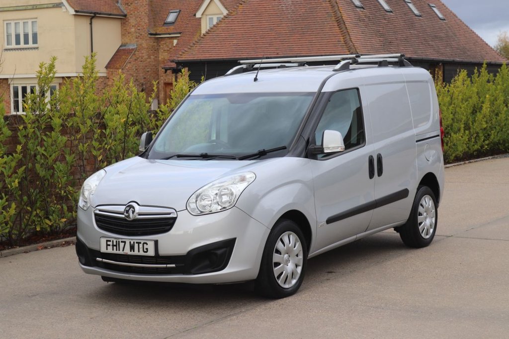 Used Vauxhall Combo 2017 for sale - 76481755: Photo 3