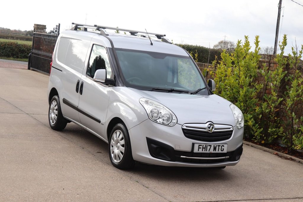 Used Vauxhall Combo 2017 for sale - 76481755: Photo 9