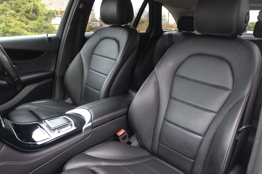 Used Mercedes-Benz GLC 2019 for sale - 77879382: Photo 34