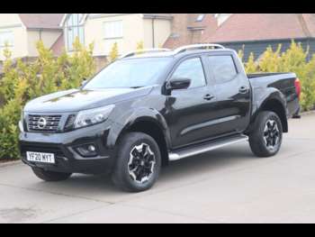 Used Nissan Navara 2020 for sale - 74091141: Photo