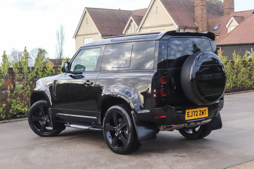 Used Land Rover Defender 2022 for sale - 77014320: Photo 2