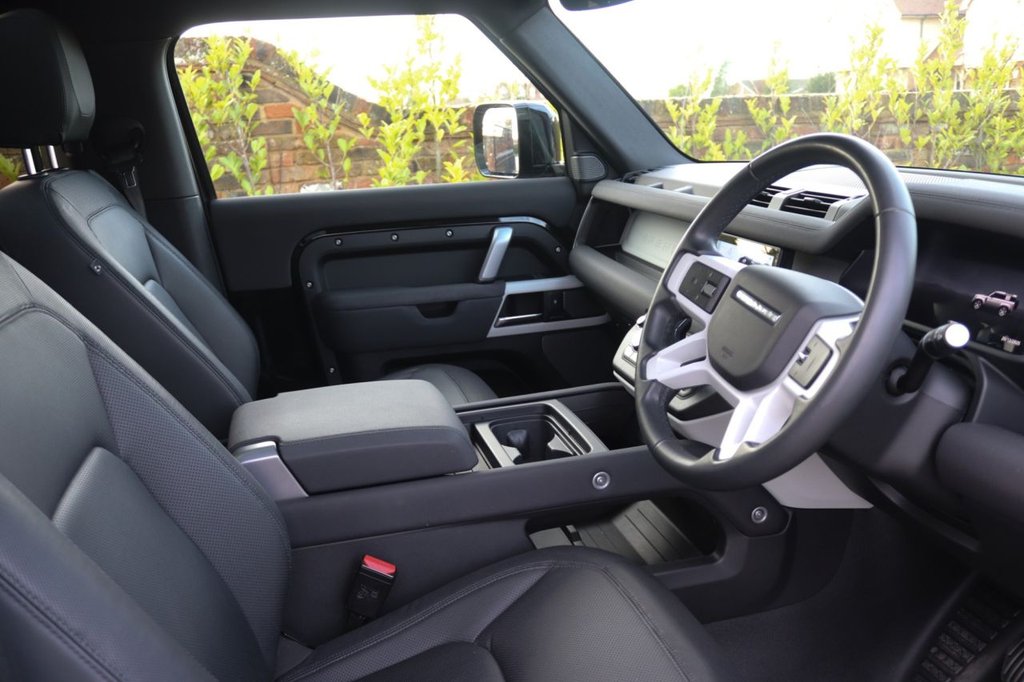 Used Land Rover Defender 2022 for sale - 77014320: Photo 29