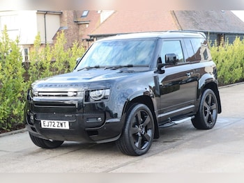 Used Land Rover Defender 2022 for sale - 77014320: Photo