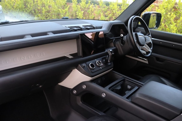Used Land Rover Defender 2022 for sale - 76018784: Photo 29