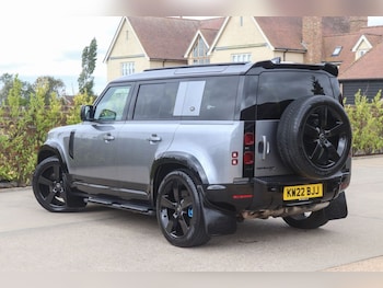 Used Land Rover Defender 2022 for sale - 76018784: Photo 2