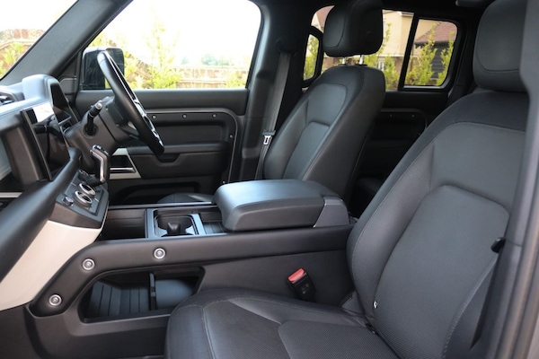 Used Land Rover Defender 2022 for sale - 76018784: Photo 31