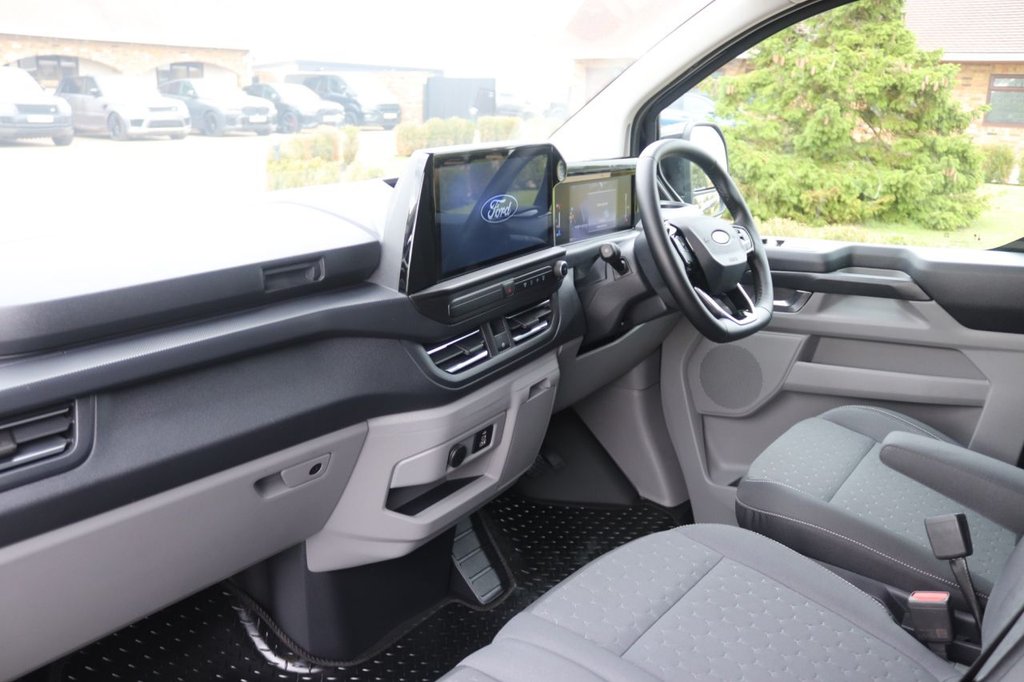 Used Ford Transit Custom 2024 for sale - 75992538: Photo 31