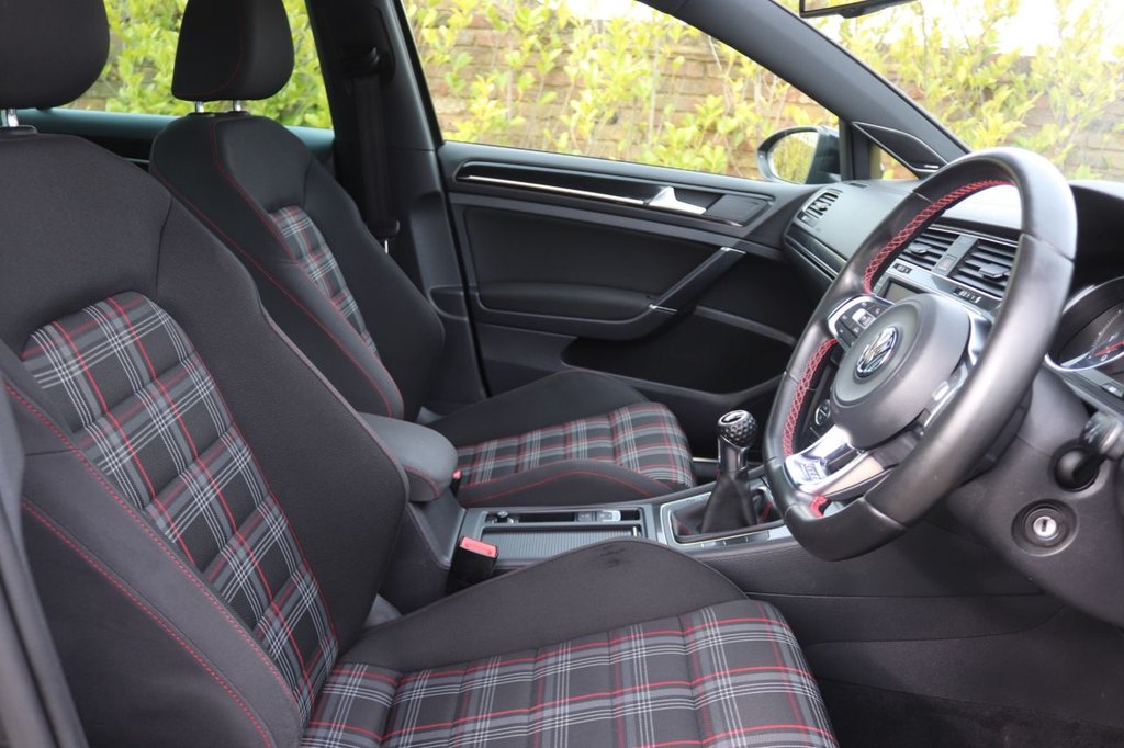 Used Volkswagen Golf 2014 for sale - 78008896: Photo 26