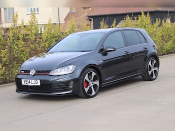 Used Volkswagen Golf 2014 for sale - 78008896: Photo