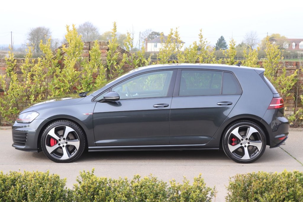Used Volkswagen Golf 2014 for sale - 78008896: Photo 8