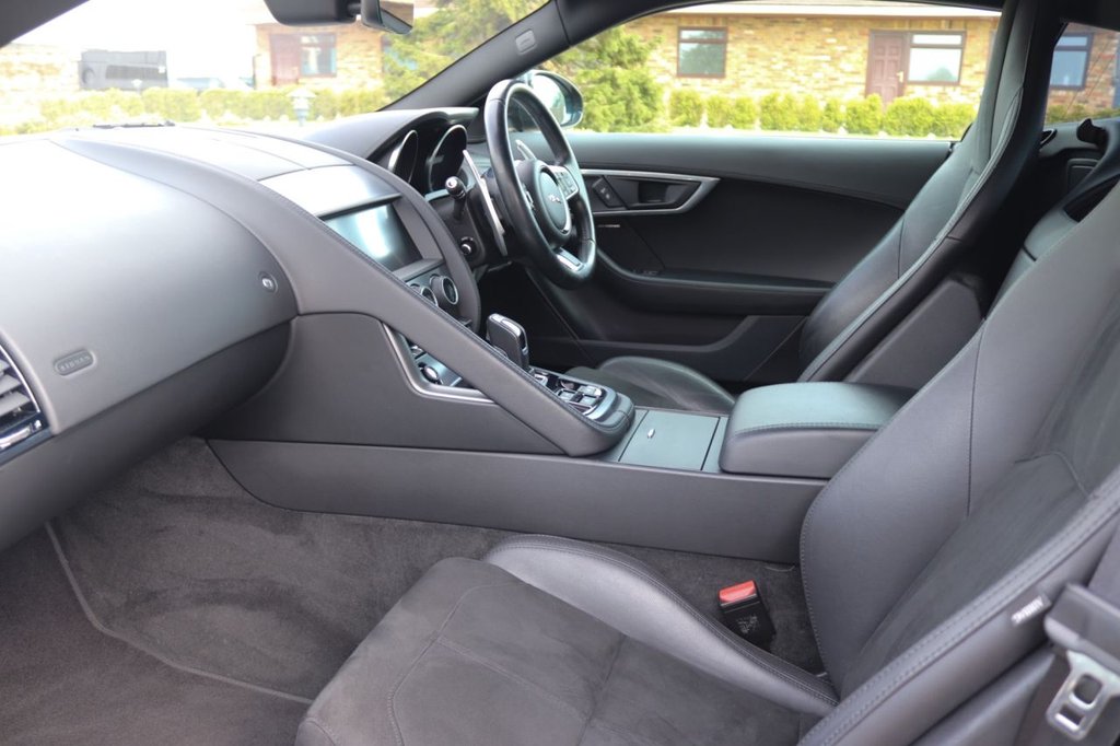 Used Jaguar F-Type 2018 for sale - 78181086: Photo 27