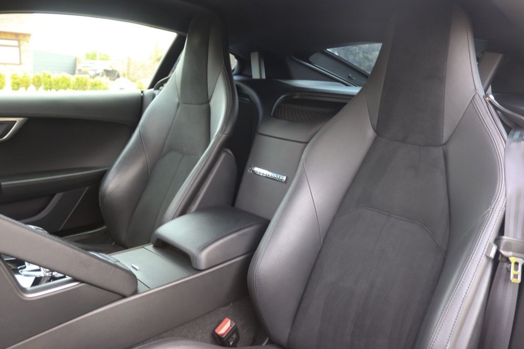Used Jaguar F-Type 2018 for sale - 78181086: Photo 28