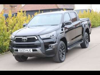 Used Toyota Hilux 2023 for sale - 74561997: Photo