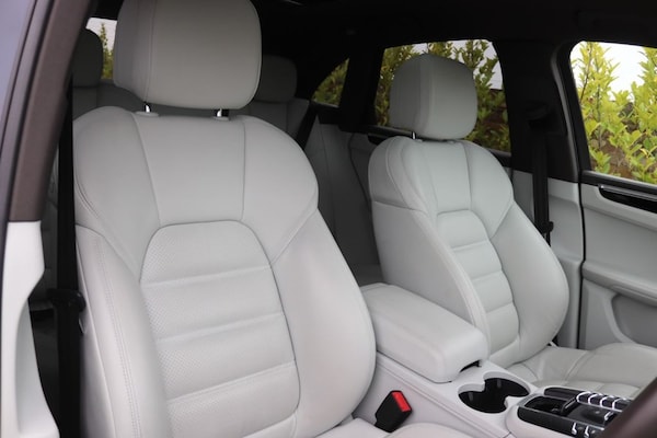 Used Porsche Macan 2019 for sale - 76235937: Photo 32