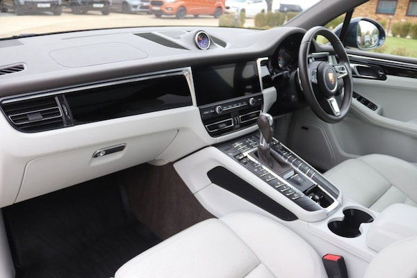 Used Porsche Macan 2019 for sale - 76235937: Photo 34