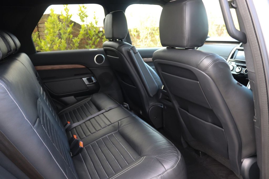 Used Land Rover Discovery 2020 for sale - 76900576: Photo 24