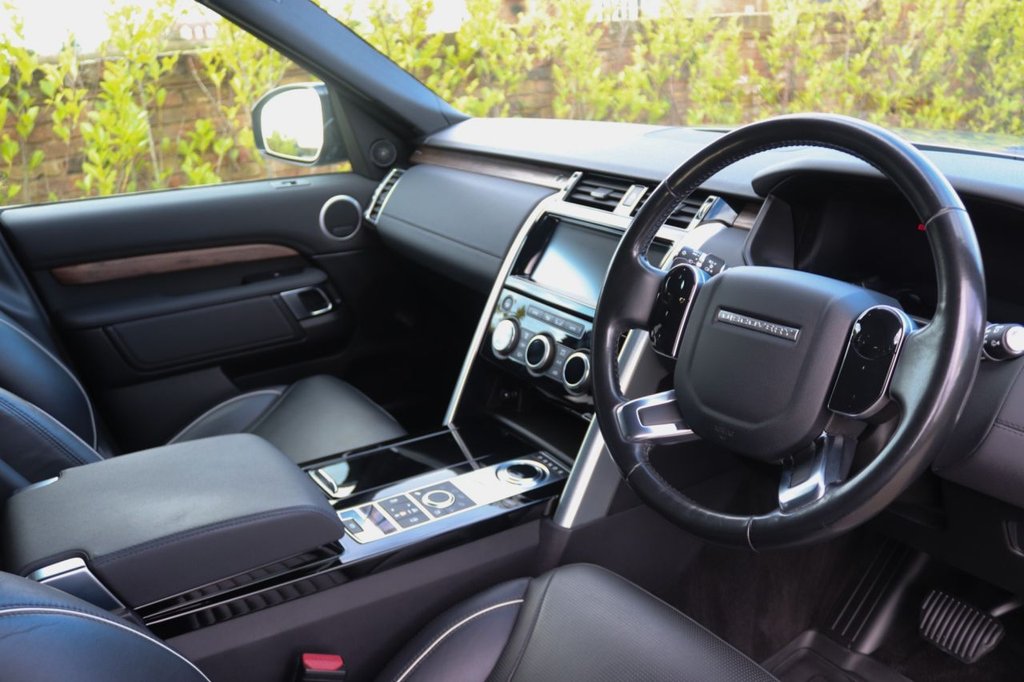 Used Land Rover Discovery 2020 for sale - 76900576: Photo 30