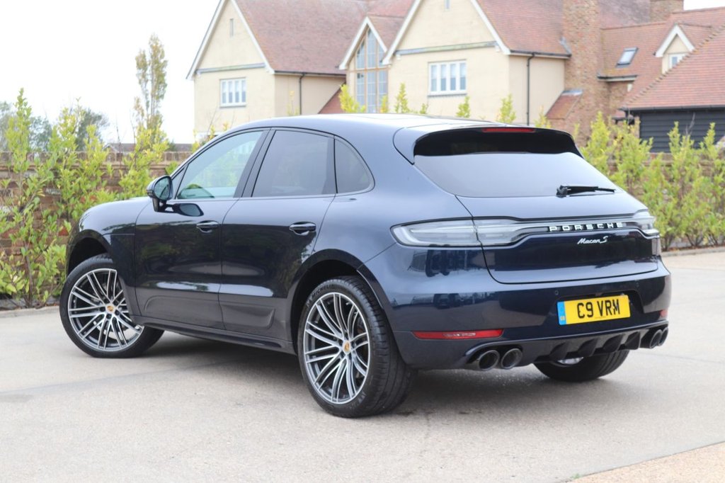 Used Porsche Macan 2019 for sale - 76496212: Photo 2