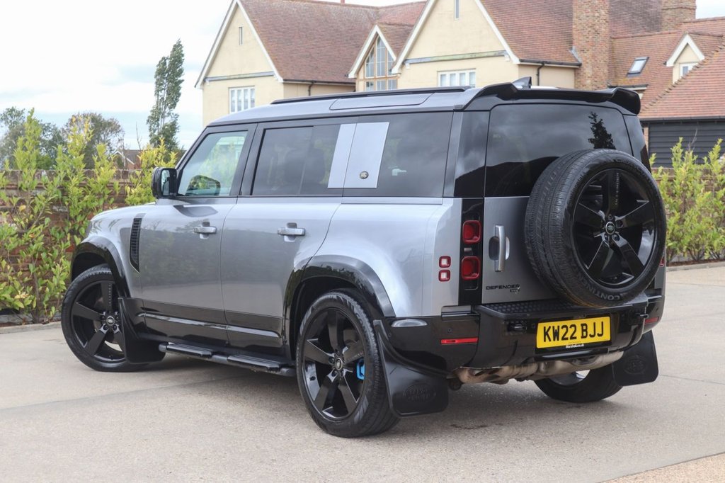 Used Land Rover Defender 2022 for sale - 76690788: Photo 2