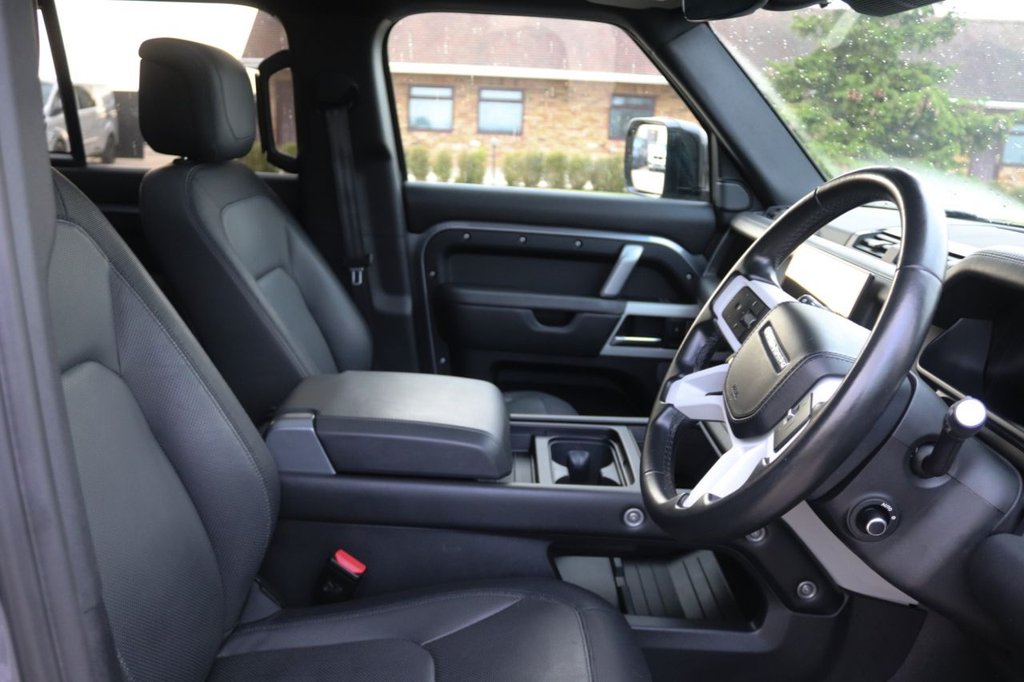 Used Land Rover Defender 2022 for sale - 76690788: Photo 26