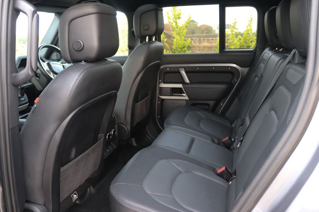 Used Land Rover Defender 2022 for sale - 76690788: Photo 36