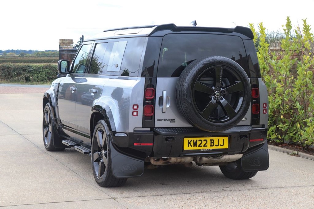 Used Land Rover Defender 2022 for sale - 76690788: Photo 7