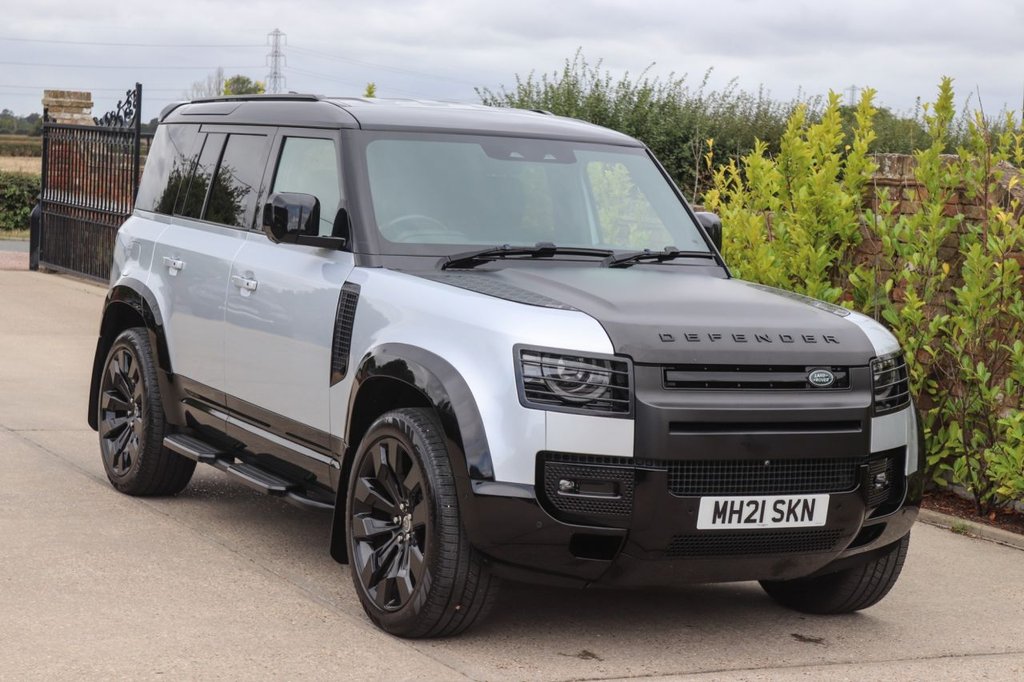 Used Land Rover Defender 2021 for sale - 76698325: Photo 11