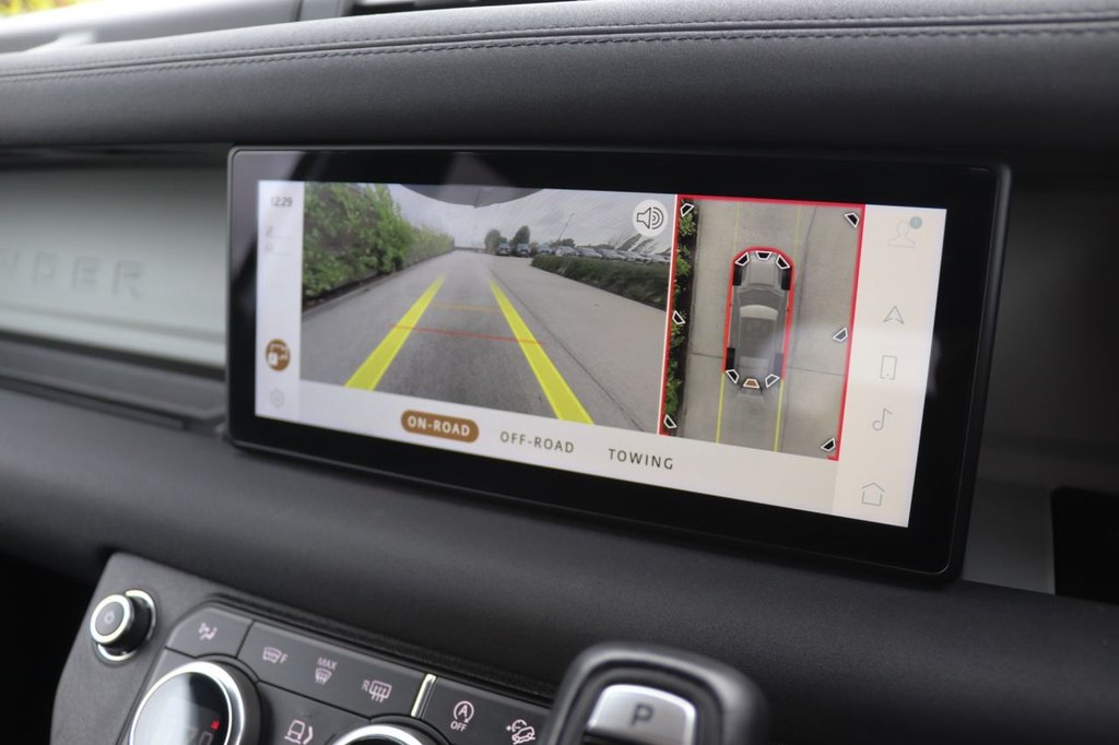 Used Land Rover Defender 2021 for sale - 76698325: Photo 35