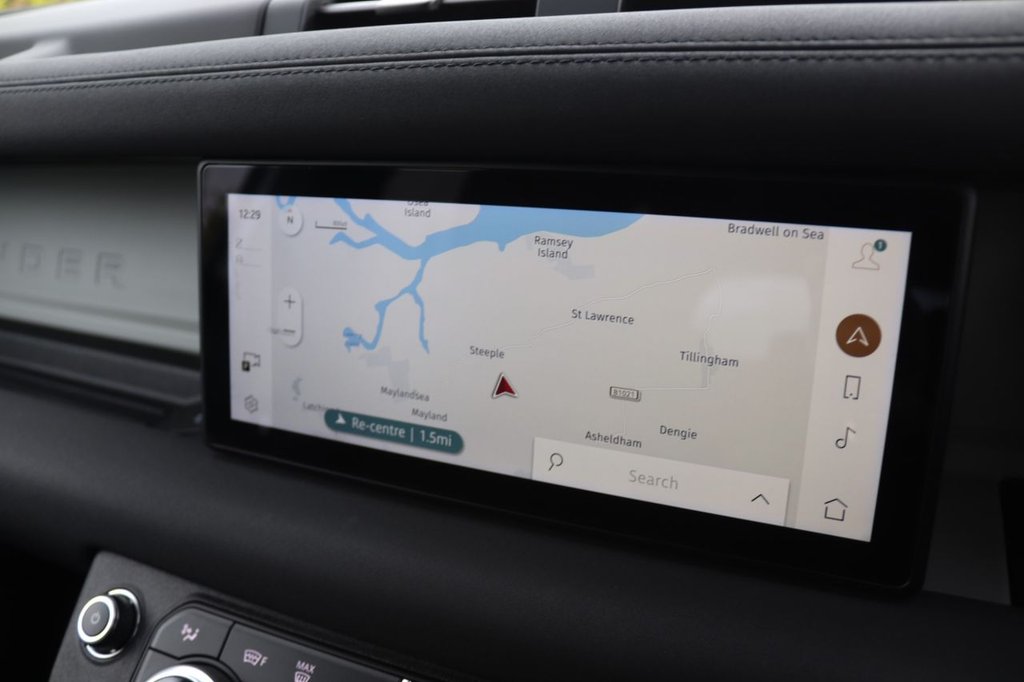 Used Land Rover Defender 2021 for sale - 76698325: Photo 36