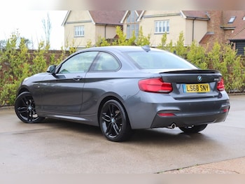 Used BMW 2 Series 2018 for sale - 76711604: Photo