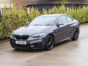 Used BMW 2 Series 2018 for sale - 76711604: Photo