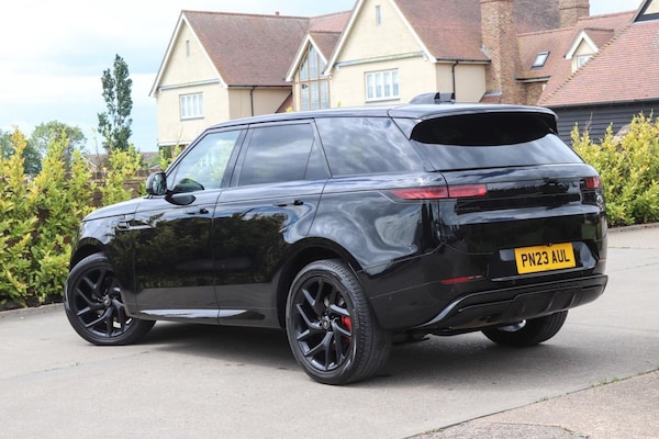 Used Land Rover Range Rover Sport 2023 for sale - 74784145: Photo 2