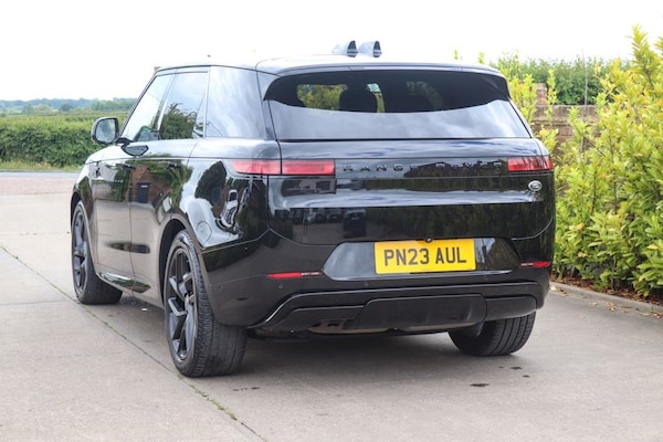 Used Land Rover Range Rover Sport 2023 for sale - 74784145: Photo 8